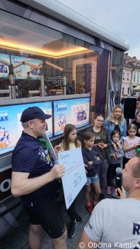 Deželak junak v Kamniku zaključil prvo etapo dobrodelnega kolesarjenja po slovenskih krajih  (7)